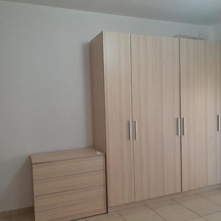 Comfy City Center Apartment Shkodër エクステリア 写真