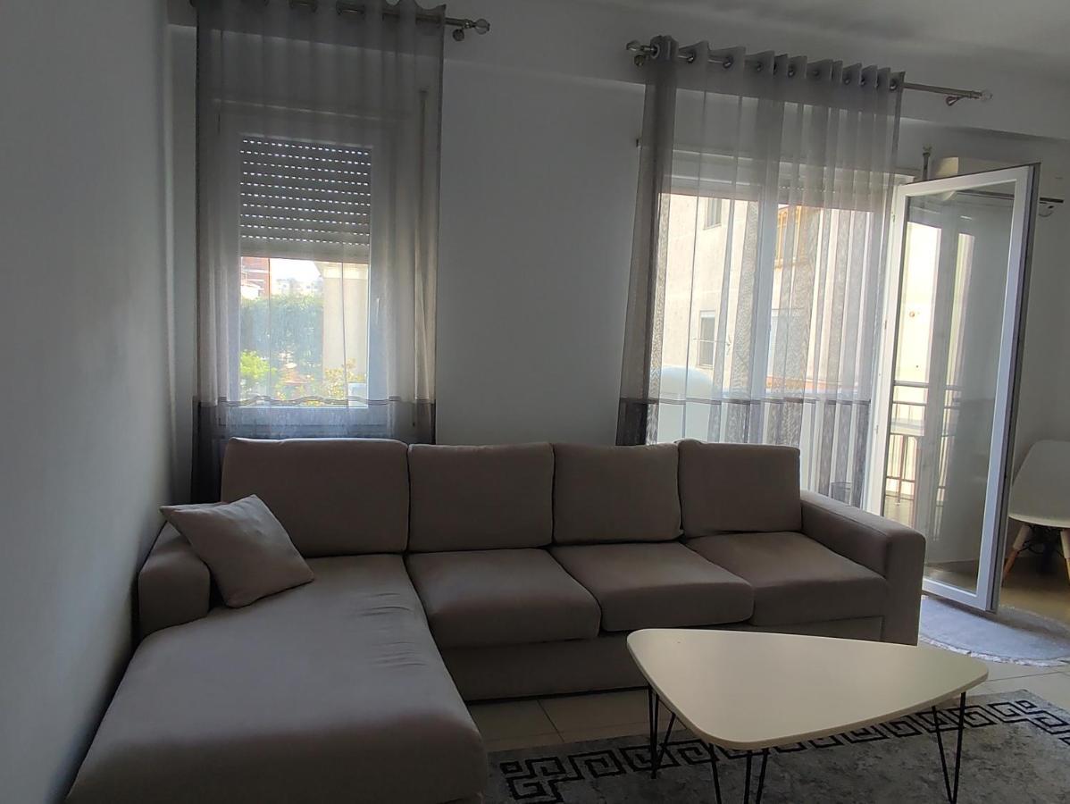 Comfy City Center Apartment Shkodër エクステリア 写真