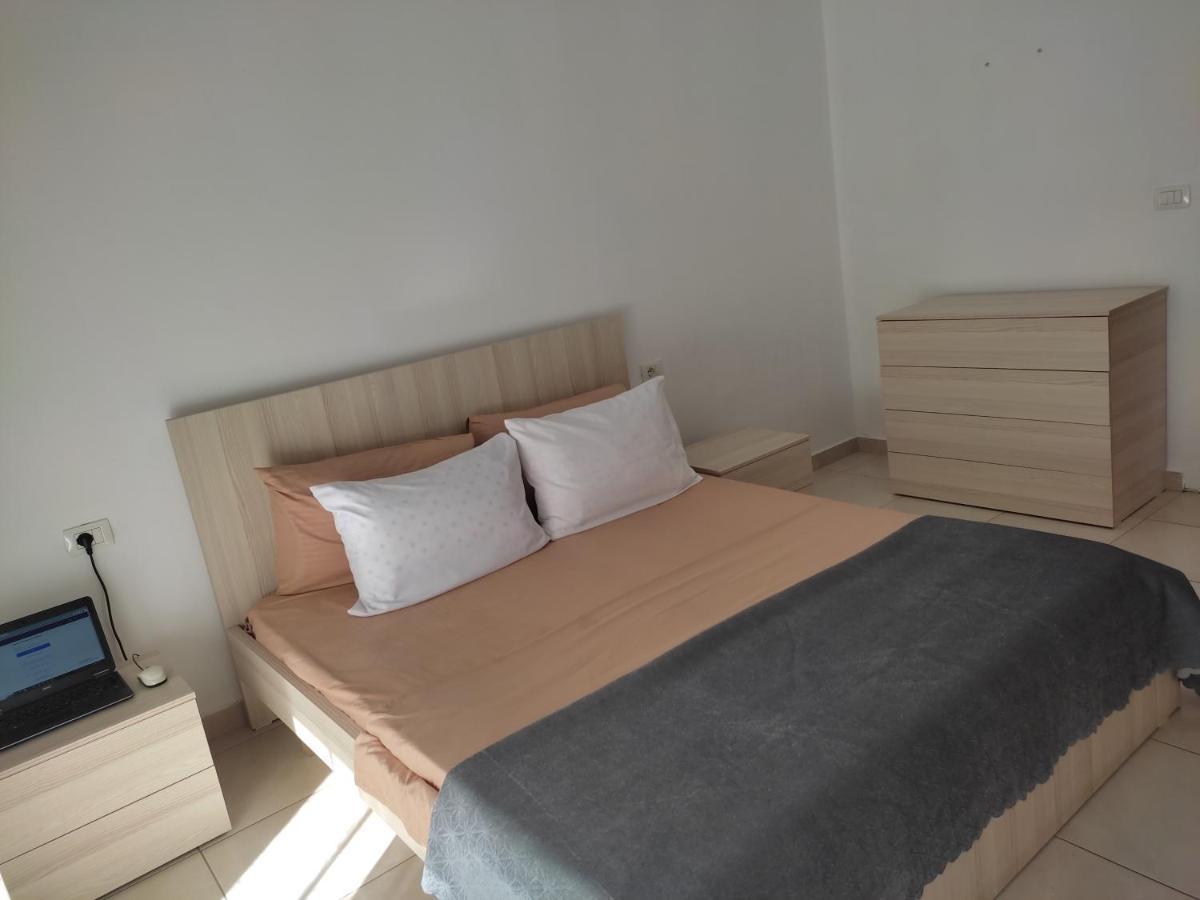 Comfy City Center Apartment Shkodër エクステリア 写真